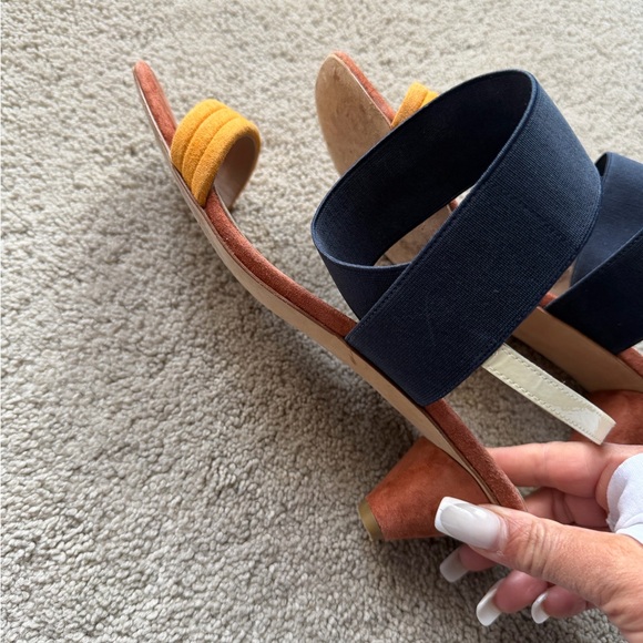 Donald Pliner Colorblock Block Sandals Navy Mustard Suede Slingback Heel size 9 - Picture 10 of 10